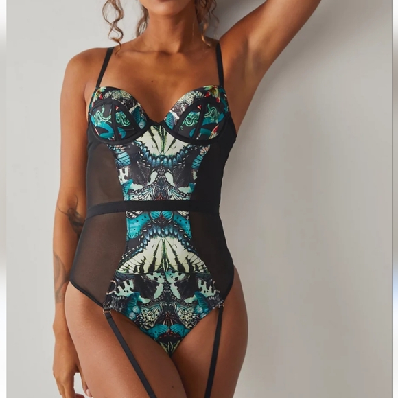 NWT Thistle and Spire Menagerie Bodysuit Tourmaline Butterfly Blue Satin XS - Picture 2 of 11
